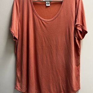 NWOT light pink short sleeved shirt